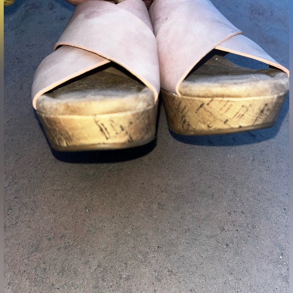 CL by Laundry Wedges 🌵7.5 - Picture 9 of 13